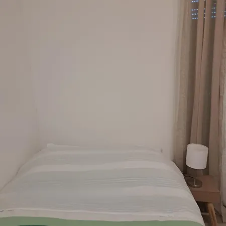 Grand Studio De 24m2 Avec Terrasse Privee Proche De La Gare Rer Ter Lejlighed Étampes